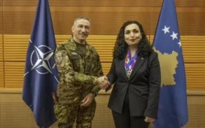 KOSOVA CUMHURBAŞKANI, NATO/KFOR KOMUTANI İLE BİR ARAYA GELDİ