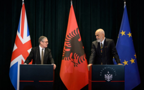 ARNAVUTLUK VE İNGİLTERE BAŞBAKANLARI ORTAK BASIN TOPLANTISI DÜZENLEDİ