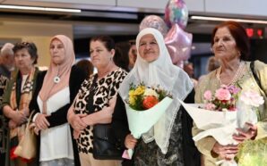 KOSOVA CUMHURBAŞKANI OSMANİ, SREBRENİTSA ANNELERİNİ CUMHURBAŞKANLIĞI MADALYASI İLE ONURLANDIRDI
