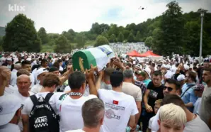 POTOÇARİ ANIT MERKEZİ’NDE SREBRENİCA SOYKIRIMININ YEDİ KURBANI DEFNEDİLDİ