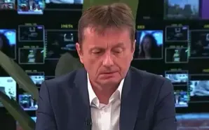 SIRP BAKAN GLİSİÇ, TV CANLI YAYININDA BEYİN KANAMASI GEÇİRDİ
