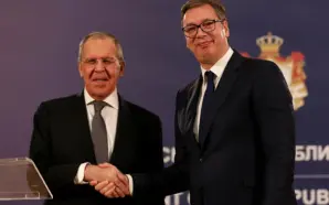VUÇİÇ VE LAVROV BOSNA HERSEK’TEKİ KRİZİ GÖRÜŞTÜ
