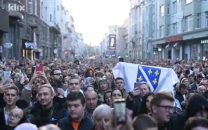 SARAYBOSNA’DAN ZAGREB’E: BİNLERCE KİŞİ HALİD BEŞLİÇ’E VEDA ETTİ