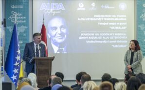 BOSNA HERSEK’TE “ALİYA İZETBEGOVİÇ’İ YENİDEN ANLAMAK” PANELİ DÜZENLENDİ