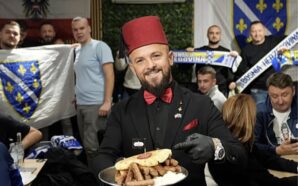 VİYANA’DA BİR RESTORAN BOSNA HERSEK TARAFTARLARINA 300 PORSİYON ÜCRETSİZ ÇEVAPİ…