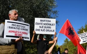 ARNAVUTLUK’TA “TOPLUMSAL CİNSİYET EŞİTLİĞİ” TASARISINA KARŞI PROTESTO