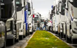 BALKANLAR’DA KAMYON BLOKAJI İKİNCİ GÜNÜNDE SÜRÜYOR