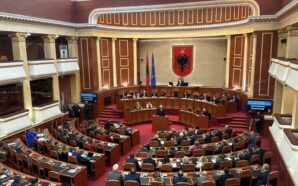 ARNAVUTLUK MECLİSİ’NDEN UÇK LİDERLERİ İÇİN “MASUMİYET” BİLDİRİSİ