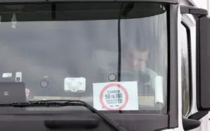 BOSNA HERSEKLİ KAMYONCULAR 12 MART’TAN İTİBAREN SINIR KAPILARINI BLOKE ETME&hellip;