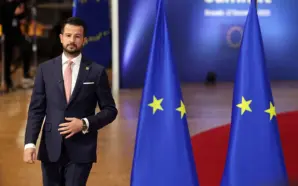 BRÜKSEL AB’DE ”BİR BAŞKA MACARİSTAN” İSTEMİYOR, TEST ÜLKESİ KARADAĞ OLABİLİR