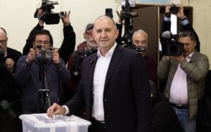 BULGARİSTAN’DA ESKİ CUMHURBAŞKANI RADEV, GENEL SEÇİMİ BÜYÜK FARKLA BİRİNCİ TAMAMLADI