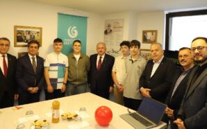 PRİZREN YUNUS EMRE ENSTİTÜSÜNDE ”ÖZDEMİR BAYRAKTAR TEKNOLOJİ ATÖLYESİ” AÇILDI