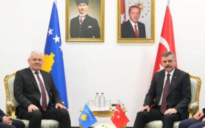 KOSOVA CUMHURİYETİ İÇİŞLERİ BAKANI SVEÇLA BAKAN ÇİFTÇİ İLE GÖRÜŞTÜ