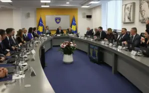 KOSOVA HÜKÜMETİ’NDEN İBRİ CAMİİ’NİN RESTORASYONUNA DESTEK