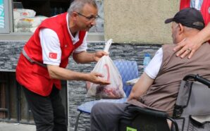 TÜRK KIZILAYI, KOSOVA’DA 3 BİN 500’DEN FAZLA AİLEYE KURBAN ETİ&hellip;