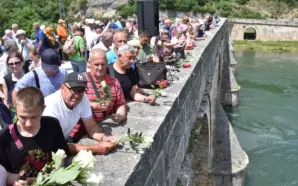 VİŞEGRAD’DAKİ BİKAVAC KATLİAMI: ONLARCA SİVİL DİRİ DİRİ YAKILDI, KAYIPLAR HALA&hellip;