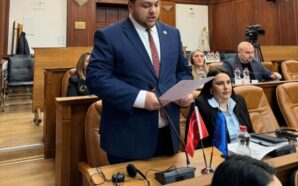”PRİZREN KAPISI” ESERİNDE TÜRKÇE’YE YAPILAN SALDIRI KDTP MECLİS ÜYELERİ KINADI