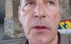 SREBRENİTSA SOYKIRIMI ANMASI DÜZENLEDİĞİ İÇİN YAZAR VLADİMİR ARSENİJEVİÇ BELGRAD’DA DARP&hellip;