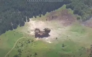 SIRBİSTAN ORDUSU, VUÇİÇ’İN ÇİN’DEN TEMİN ETTİĞİ GÜDÜMLÜ BOMBALARI TEST ETTİ