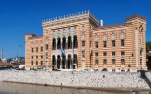 VİJEĆNICA KÜTÜPHANESİ, YIKILIŞININ ÜZERİNDEN 34 YIL GEÇMESİNE RAĞMEN SARAYBOSNA’NIN HAFIZASINI&hellip;