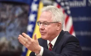 MURPHY: BATI’NIN SIRBİSTAN STRATEJİSİ TAMAMEN BAŞARISIZ OLDU, POLİTİKA DEĞİŞİKLİĞİNİN ZAMANI&hellip;